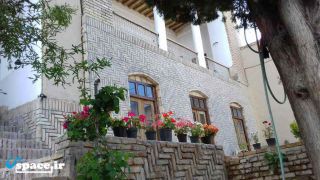 نمای ساختمان اقامتگاه بوم گردی سروناز - مزایجان - بوانات - فارس
